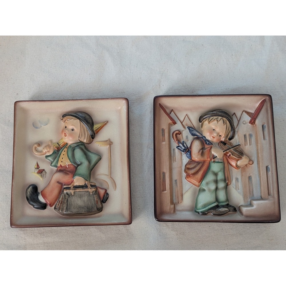 Set of 2 Goebel Hummel Ceramic Wall Plaques Merry Wanderer Soloist Germany